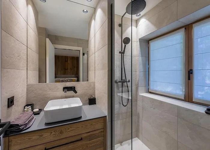 Bel 3 A Avec Parking Et Wifi - Fr-1-564-91 شقة *